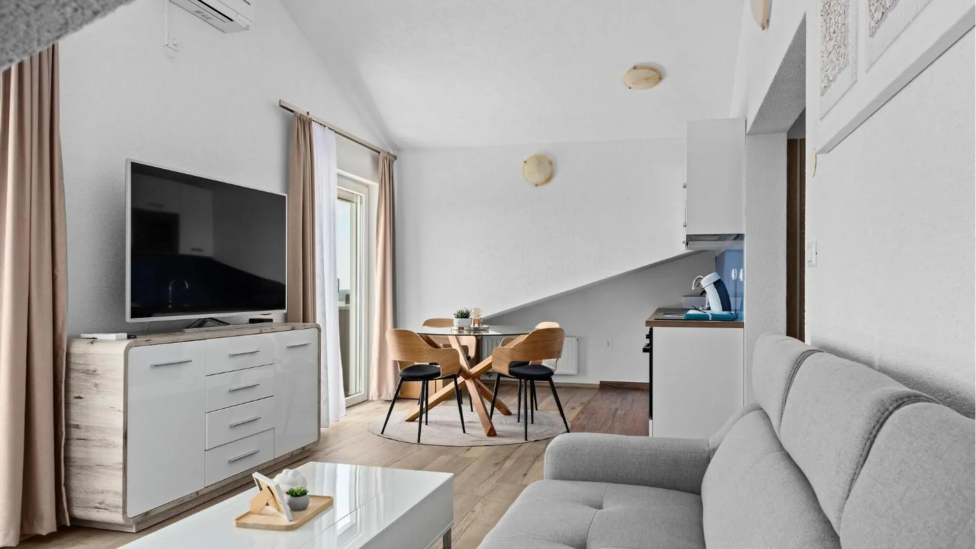 Nice Apartment In Medulin With Kitchen Croatia