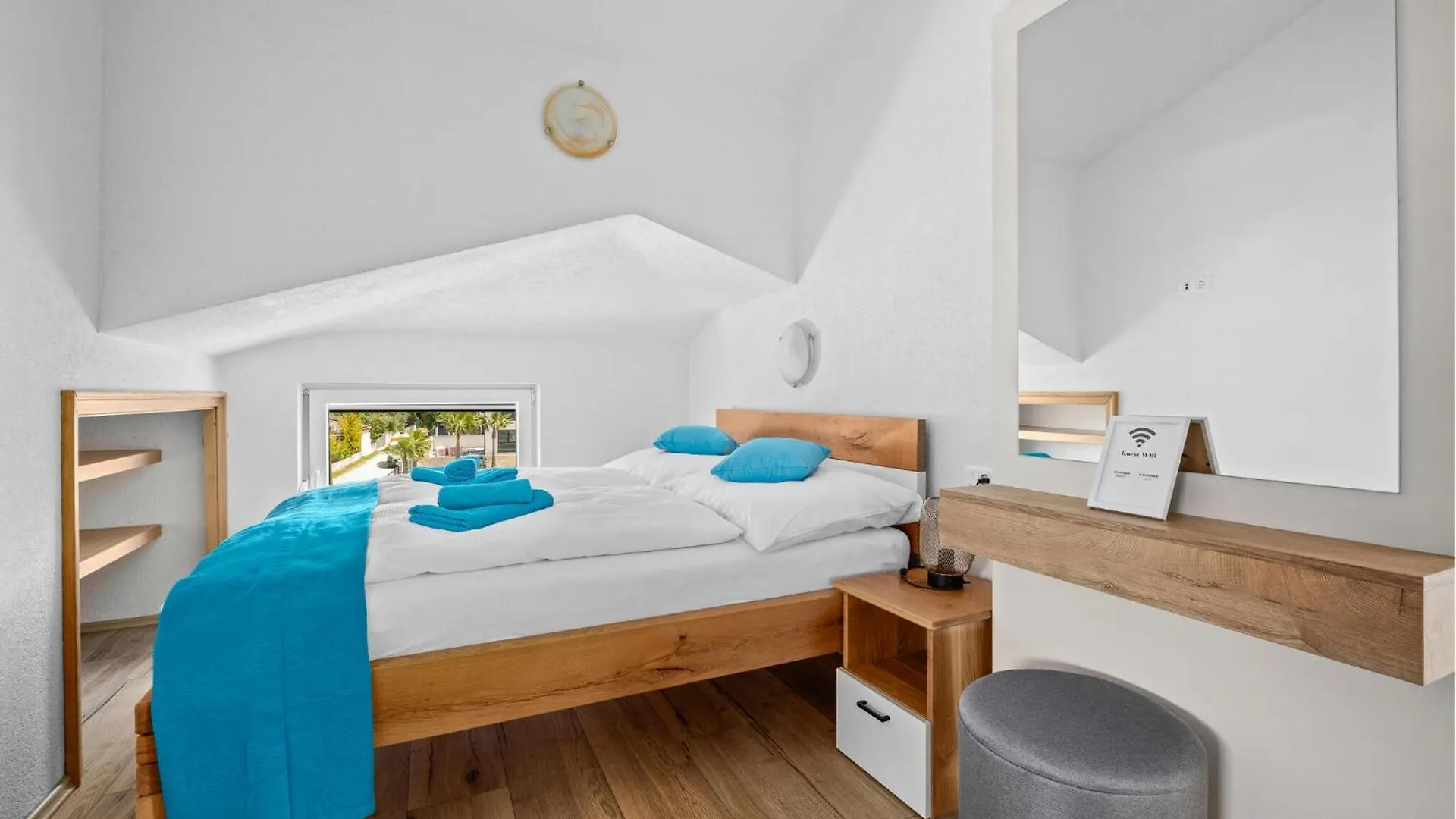 Nice Apartment In Medulin With Kitchen