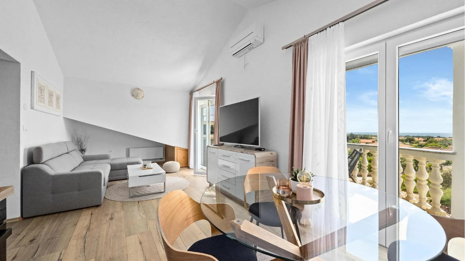 Nice Apartment In Medulin With Kitchen 0*,